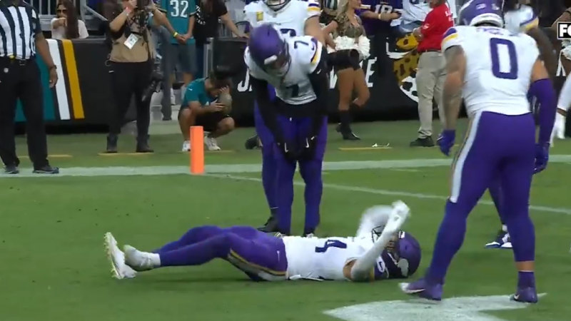 NFL star’s hilarious Raygun celebration