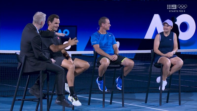 Federer, Barty chat backhand slice