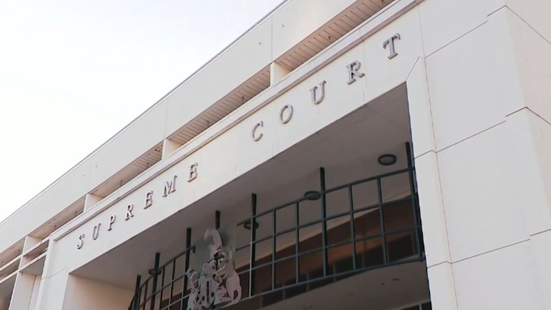 Trial hears new evidence about cocaine deals from pilot