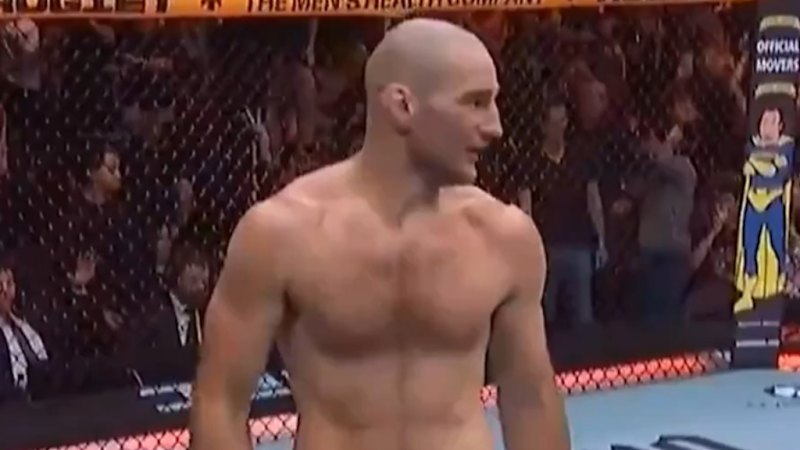 UFC villians returns in style
