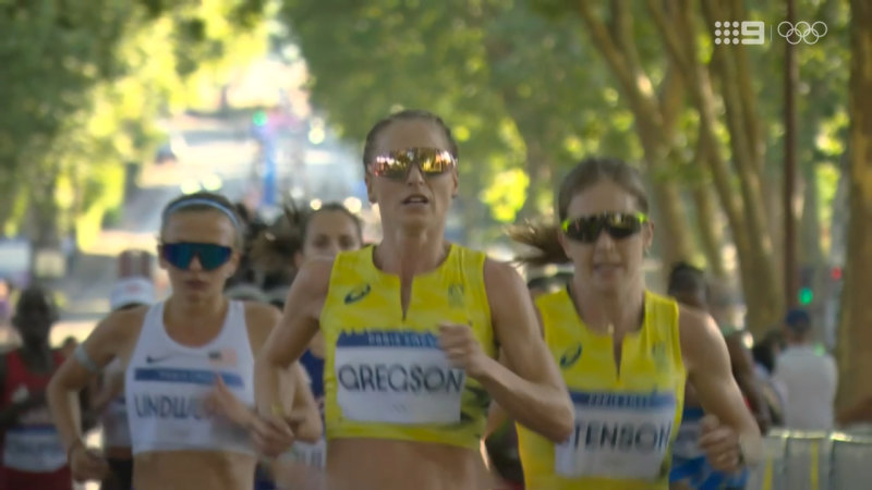 Aussie pair leading marathon in special scenes