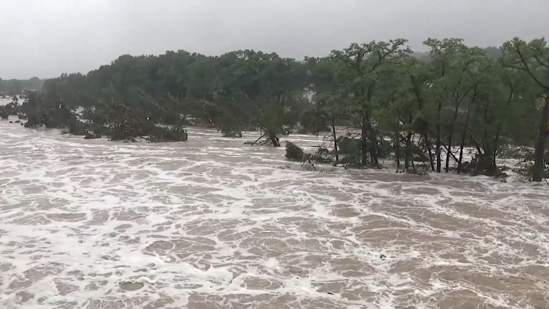 Texas flood death toll rises
