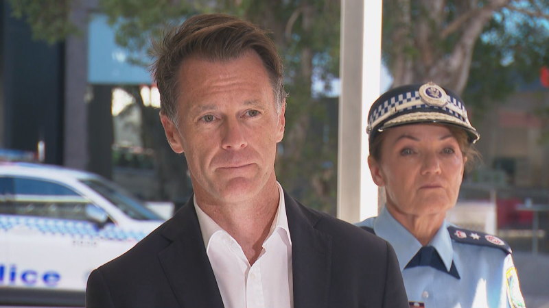 Chris Minns addresses media over Sydney synagogue attack