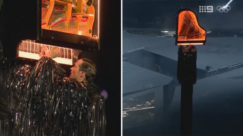 Flying piano stuns incredible closing ceremony