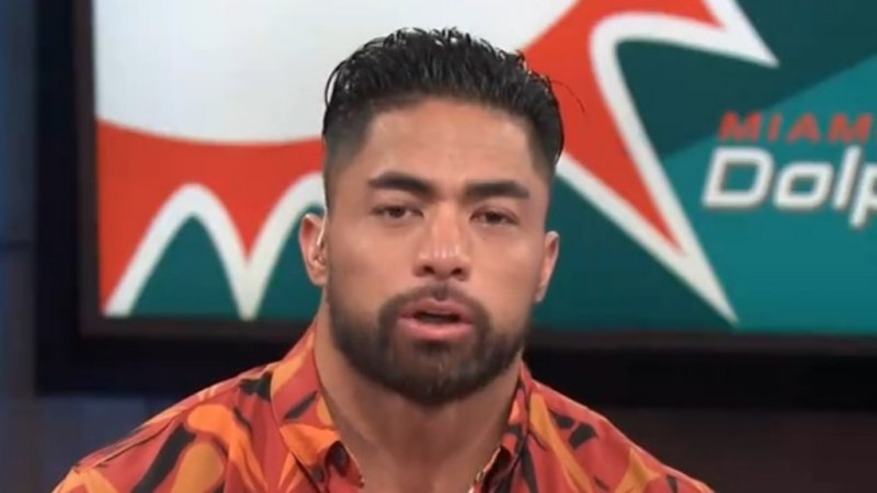 Te’o’s emotional plea after quarterback’s concussion