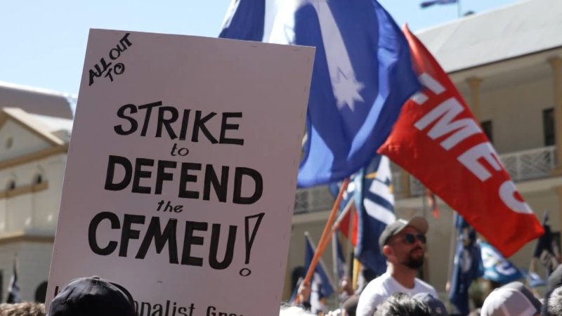 Construction sites shutdown across country as tradies strike in support of CFMEU