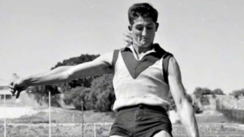 Aussie Rules legend John Todd dies