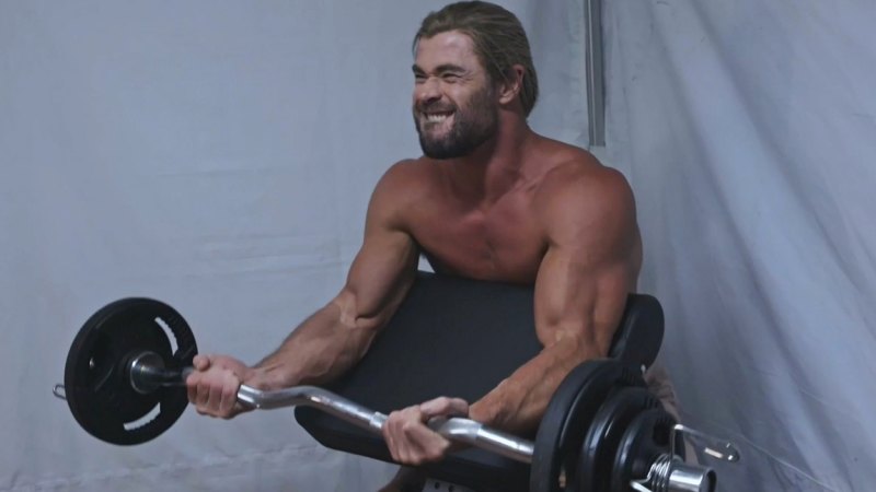 Chris Hemsworth reveals his pre-scene routine on the set of Thor