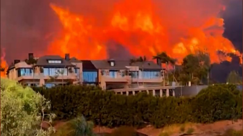 Dangerous fires force LA residents to flee