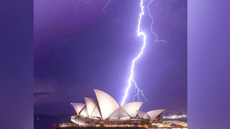 Major lightning storm hits Sydney