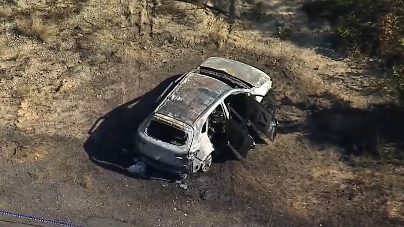 Body found in burning car in Blue Mountains