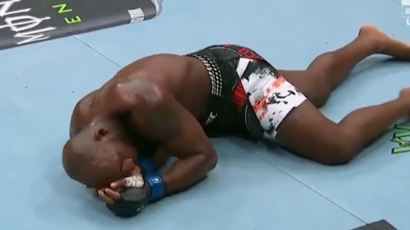'Slick' early knockout on UFC blockbuster