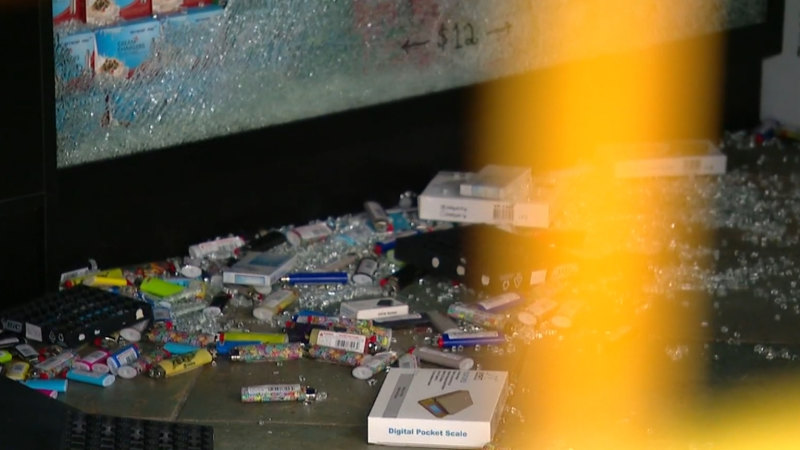 SA police crack down on illegal tobacco trade