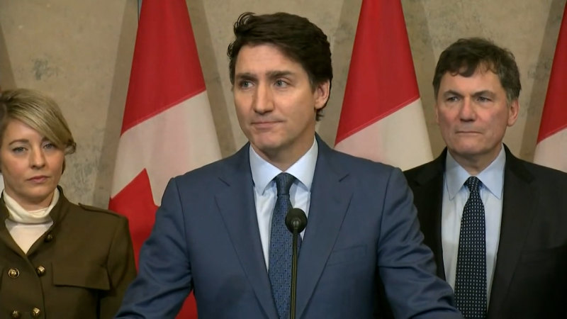 Canada reacts to Trump tariffs