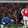 Kane burns Arsenal on London return