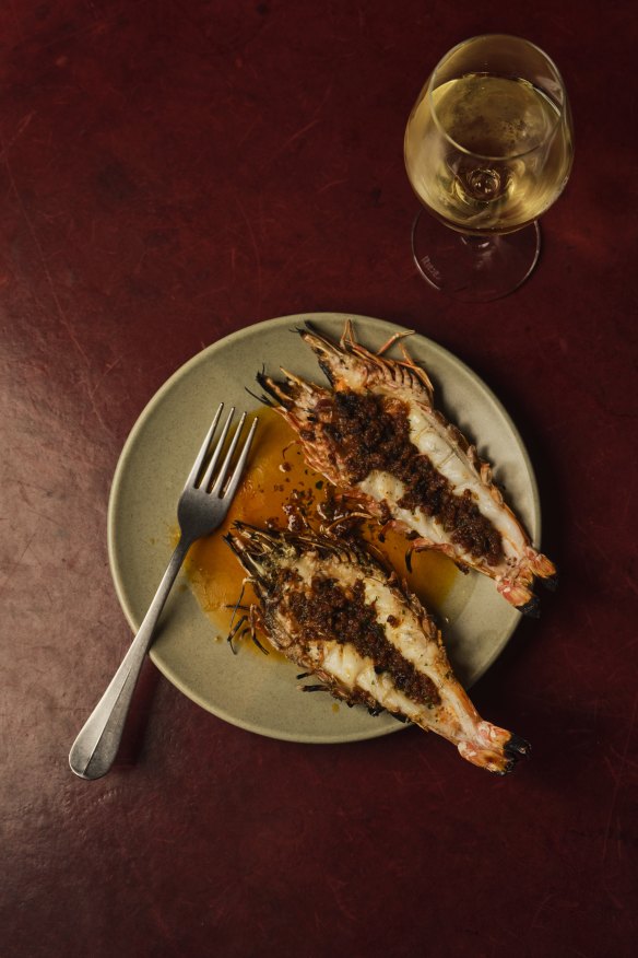 Grilled prawns with chilli.