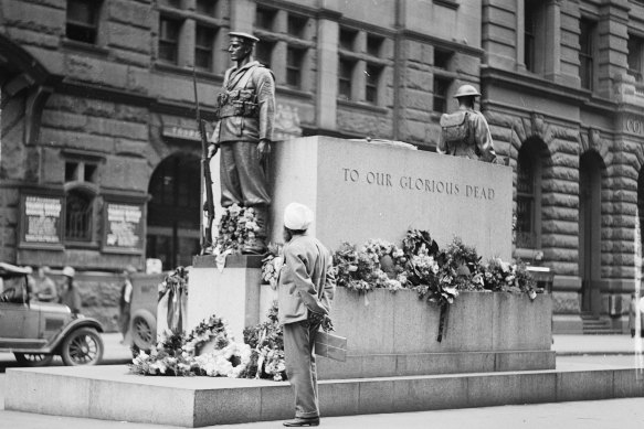 Man looking at recently completed Cenotaph, Martin Place, ca. 1929
