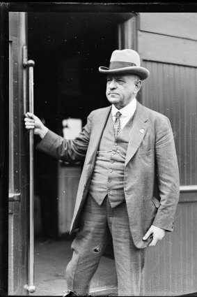 Sir John Monash arrives by train in Sydney for unveiling of Cenotaph on February 21, 1929