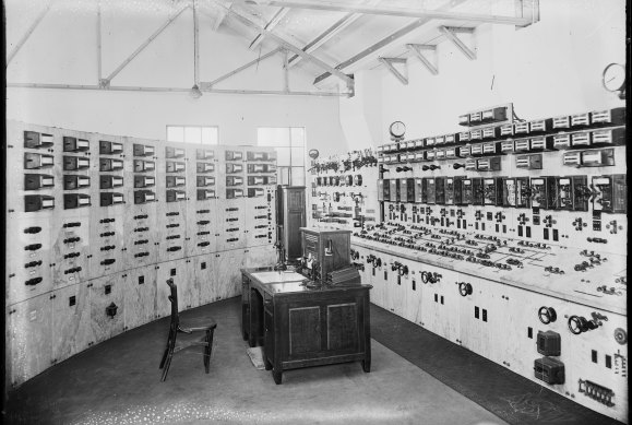 Operations room in the White Bay Power House in the 1920s.