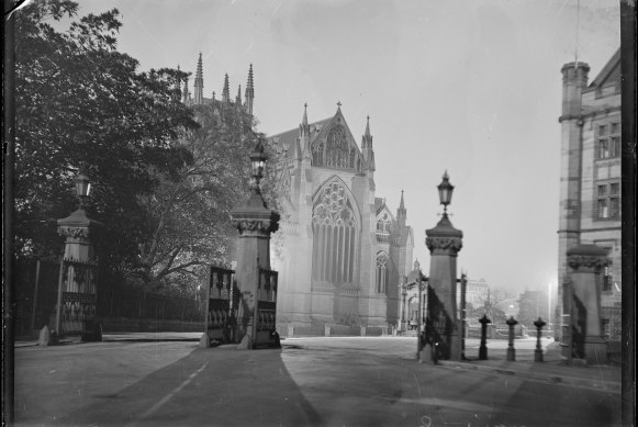 "With delight I found that there were irregularities about it..." St Mary's Cathedral, Sydney, ca.1928. 