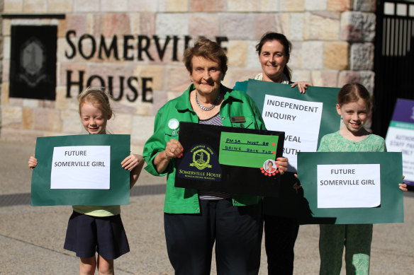 Isabel Bauer protests the PMSA with daughter and granddaughters Alexandra and Emma.