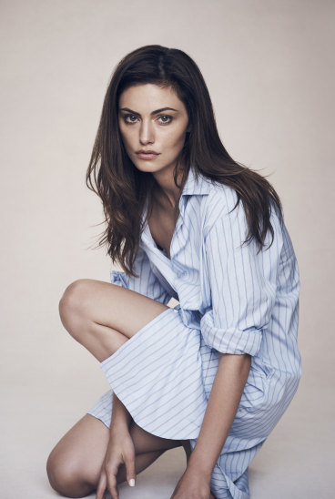 Australian Drama Is Unparalleled Why Phoebe Tonkin Came Home For Her Latest Role