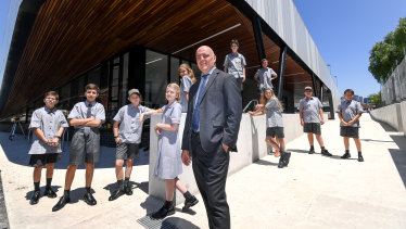 Principal Colin Simpson and students in the inaugural Year 7 class at the new Richmond High School.