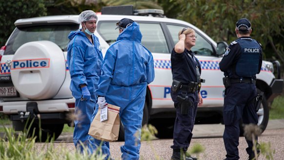 'Enraged' man armed with knife dies after police shooting in Brisbane's ...