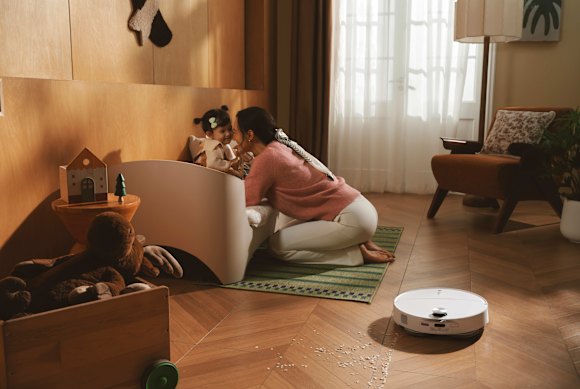 The Qrevo Edge 2 Pro frees up time and space for what matters most.