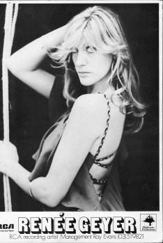 A publicity photo of Renee Geyer from 1977.