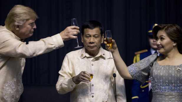 <p>President Donald Trump toasts Philippines strongman Rodrigo Duterte, and his partner Honeylet Avancena.