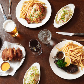 Pub grub at Lynch’s.