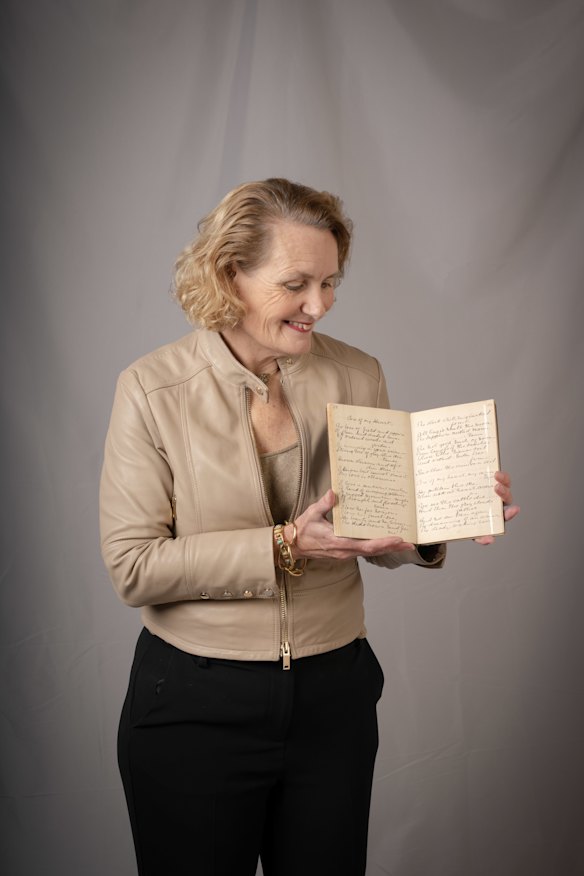 Caroline Butler-Bowdon with Dorothea Mackellar’s 1907-1908 poetry notebook from the library’s
collection, the only known manuscript of her iconic poem Core of My Heart, later renamed
My Country. “The poem is still loved today for its enduring themes, and shows just how powerfully words can spark creativity, stir emotion, and stay meaningful across generations. The same can be said for libraries. What I love is that it was first written when Dorothea was just 19 years old. Our reading rooms are full of young people, studying and creating and it’s nice to think that a future Dorothea indeed could be one of them.”