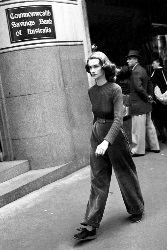 A woman wearing pants on the streets of Sydney’s CBD in March 1949.