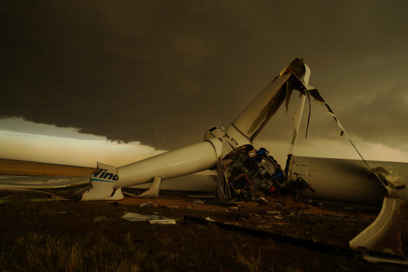 Microbursts and derechos (extremely strong straight line winds) are the most likely suspect for the destruction of this massive wind turbine on the border of Texas and Oklahoma.