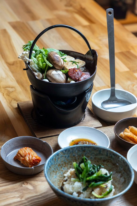 Beef &amp; mushroom jeongol (hot pot).