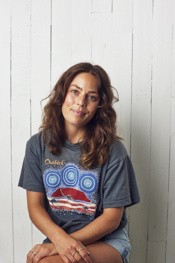 Bec Vrana Dickinson.