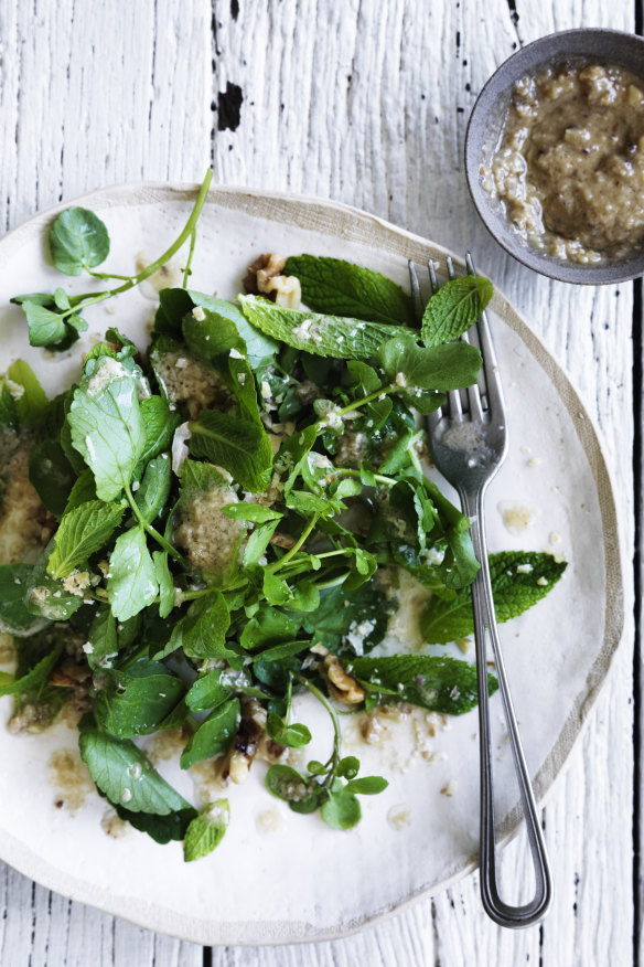 Watercress is higher in antioxidants per serve than all other members of the same vegetable family.