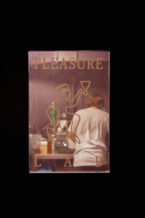 Pleasure Club, Newtown.