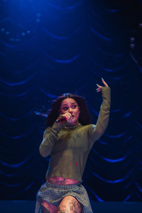 Kehlani giving everything they have to their onstage performance.