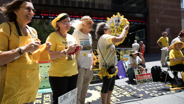 Knitting nannas celebrate 100 consecutive weeks of protesting against CSG mining in NSW.