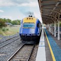 The XPT pulls into Dubbo station.