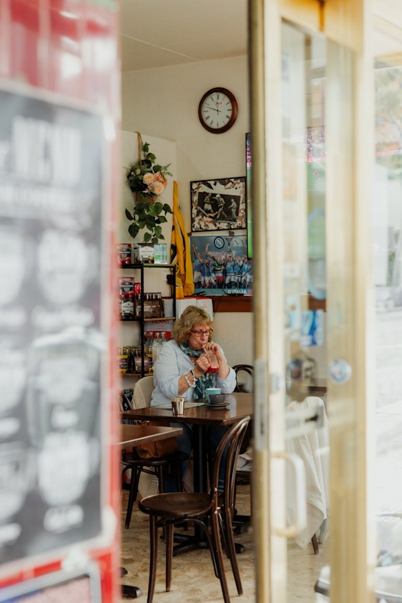 Bar Sport, Leichhardt.