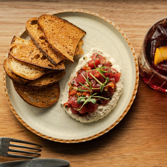 Grace serves crowd-pleasing dishes and creative cocktails.