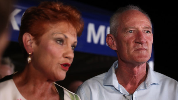 Federal One Nation leader Pauline Hanson with Steve Dickson, who has retained the state leadership despite losing his seat.