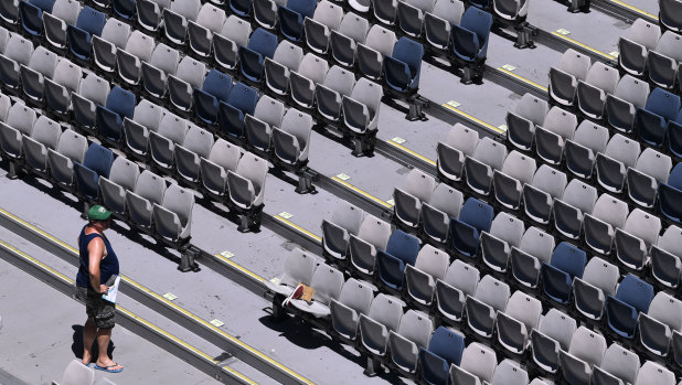 Empty seats in the sun during the match between Garbine Muguruza of Spain against Su-Wei Hsieh of Taipan on Thursday.