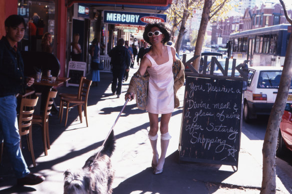 A 1998 image taken on Oxford Street.