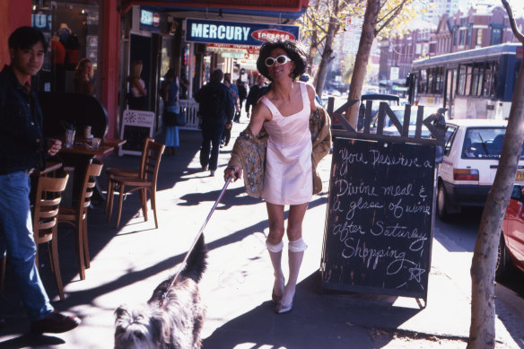 A 1998 image taken on Oxford Street.