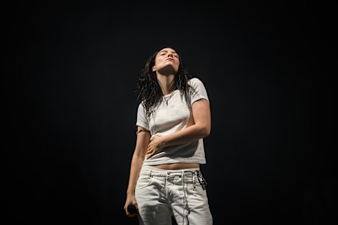 Lens has achieved songs from virgin on the day three of Glastonbury on the weekend.