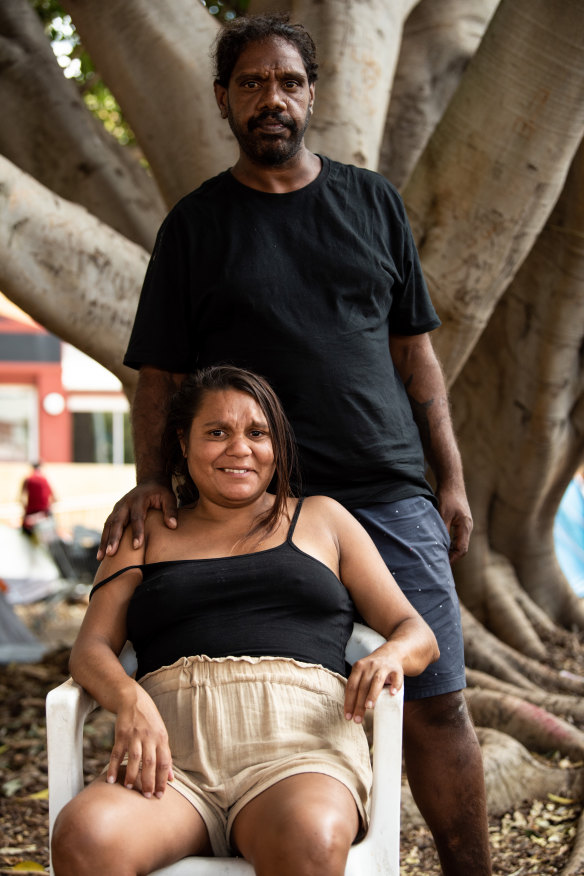 Erika Polak and William Bimer are expecting a baby boy. The couple recently moved out of Fremantle's 'tent city'.